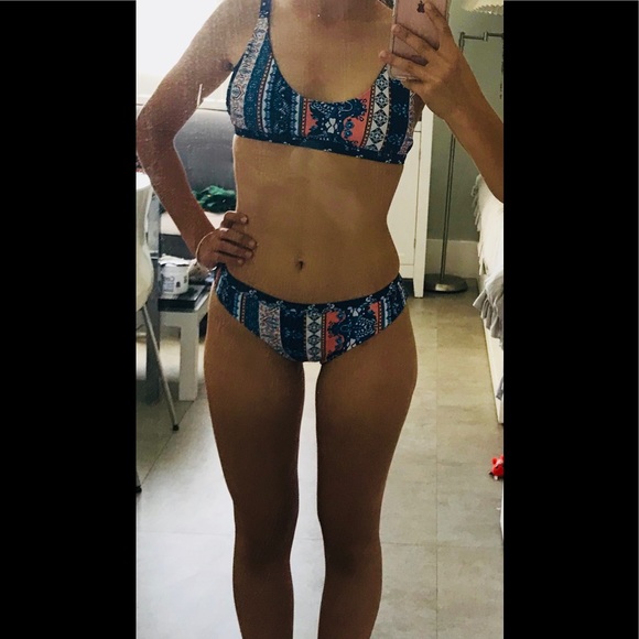 Ornate Pattern Bikini - Picture 7 of 7